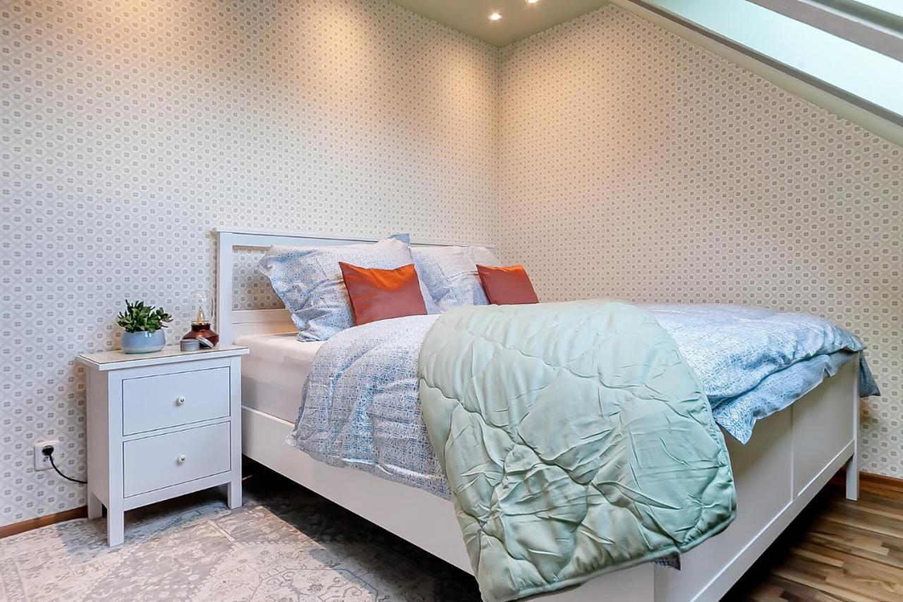 Attic On Waterfront / View / Netflix Апартаменти *