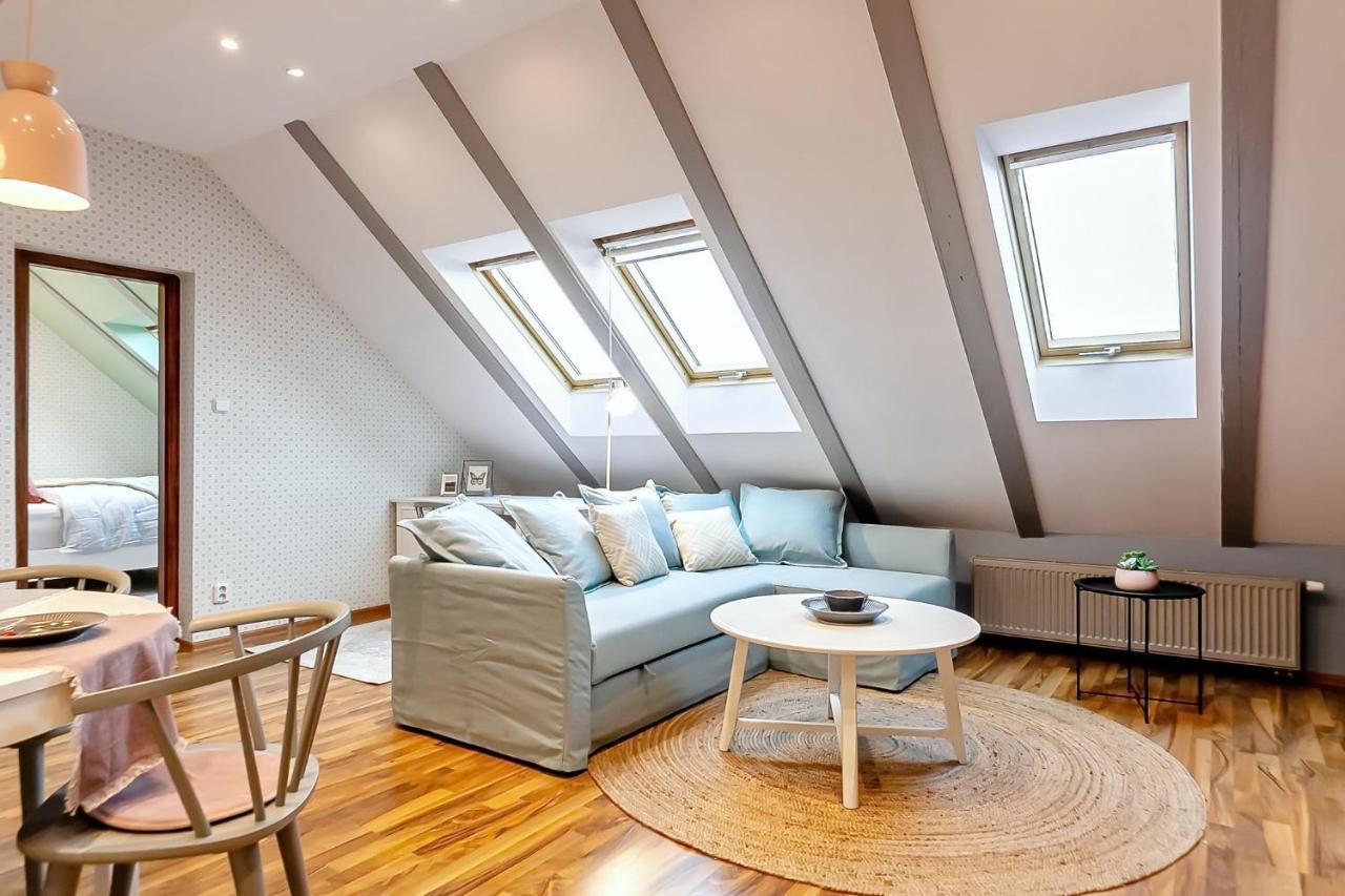 Attic On Waterfront / View / Netflix Апартаменти Прага